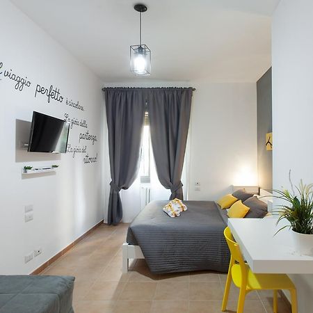 Bed and Breakfast Dormi A Roma Exterior foto