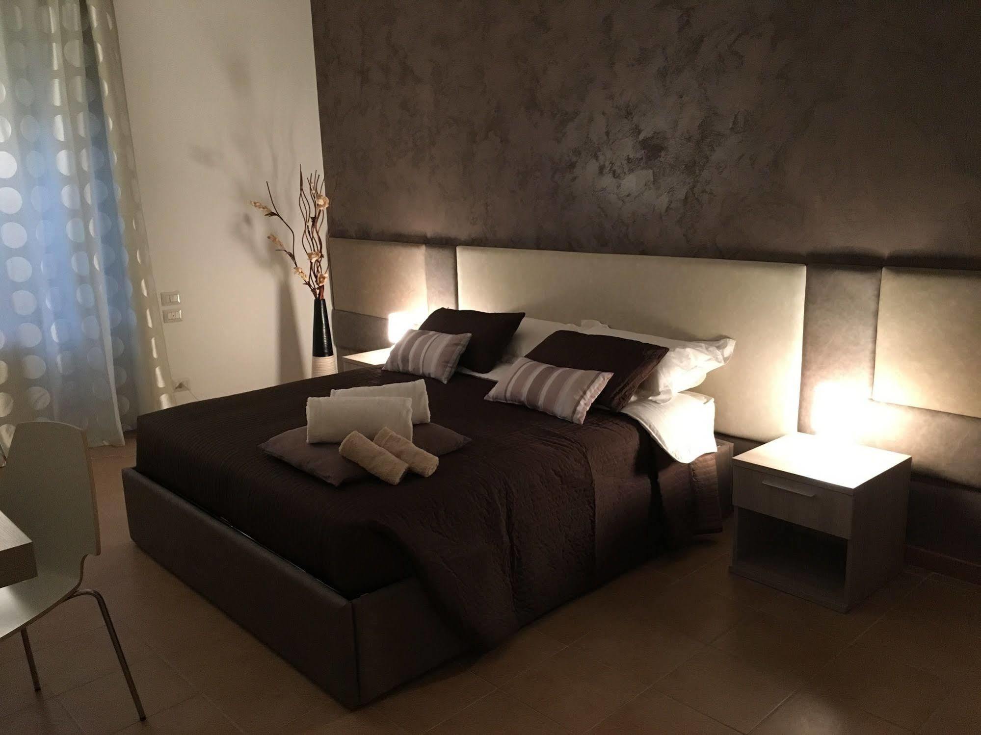 Bed and Breakfast Dormi A Roma Exterior foto